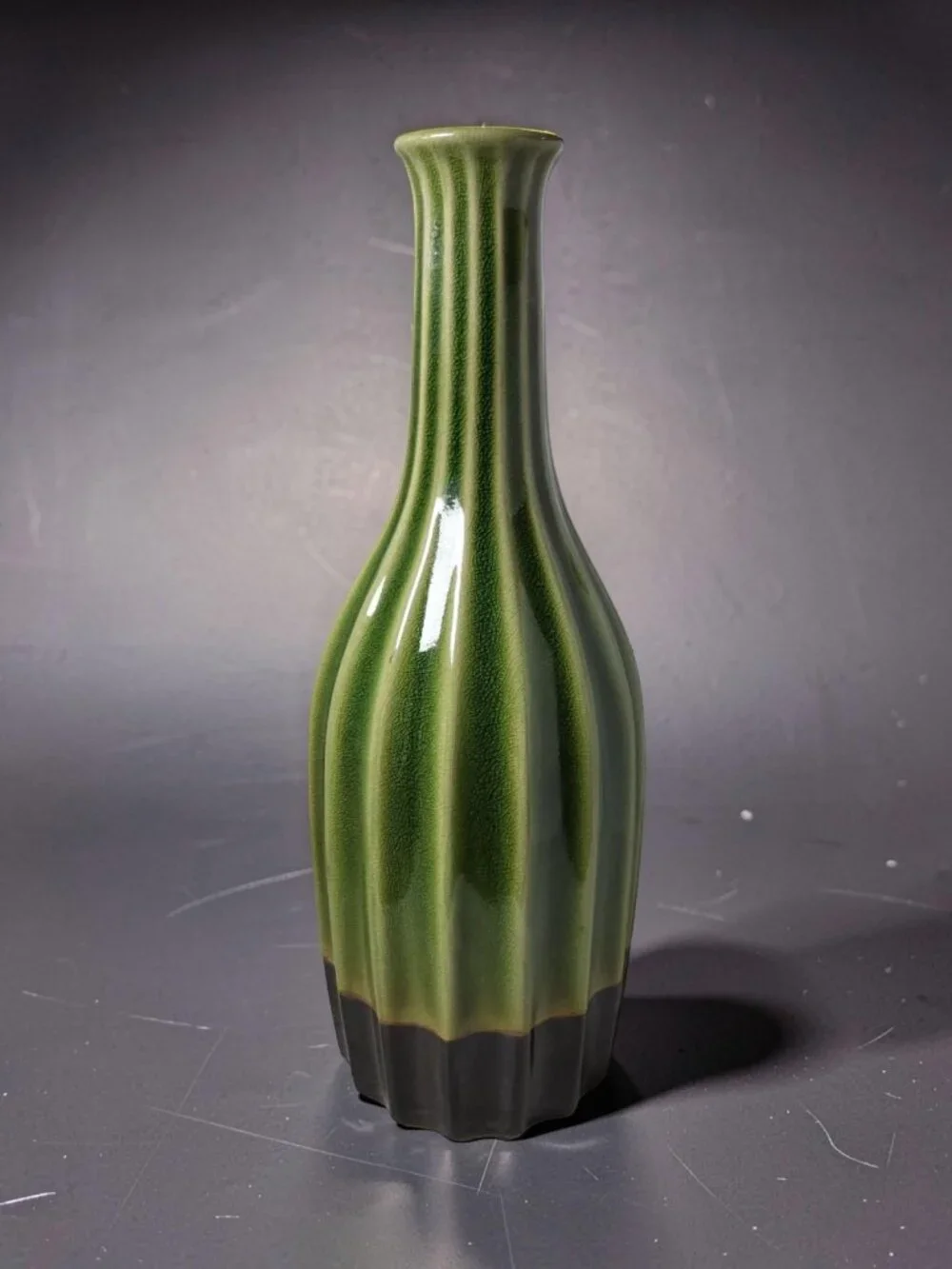 Vintage Dk.Green,Black Heavy Ceramic Ribbed Flanged Lip Vase